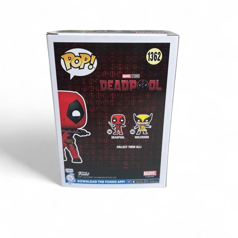 Funko Pop! Marvel Studios Deadpool #1362 Bobblehead Figure - Picture 4 of 6